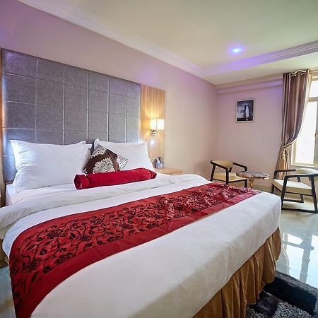 Corinthia Villa Hotel Abuja Bagian luar foto
